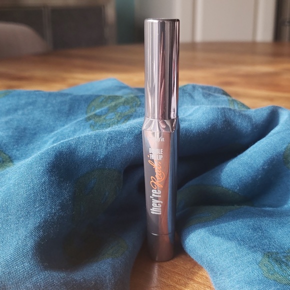 Benefit Double the Lip lipstick - Picture 2 of 5